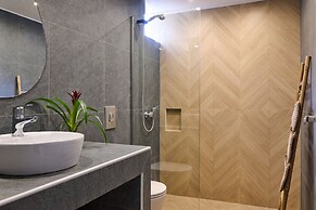 Acropolis Muses - Downtown Luxury Apartments