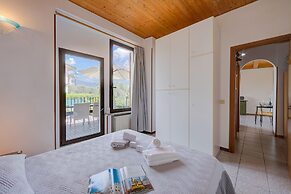 Al Pever - Family Friendly