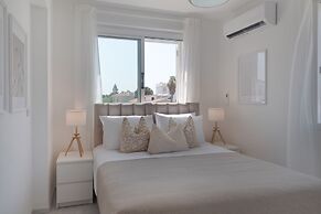 Phaedrus Living Terra Cotta City Flat