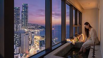 Le Collective Haeundae Paragraf