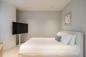 Le Collective Haeundae Paragraf