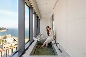 Le Collective Haeundae Paragraf