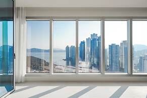 Le Collective Haeundae Paragraf