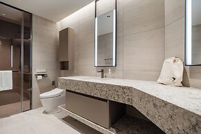 Le Collective Haeundae Paragraf