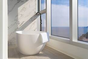 Le Collective Haeundae Paragraf