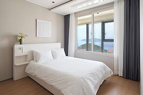 Le Collective Haeundae Paragraf