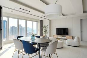 Le Collective Haeundae Paragraf