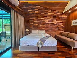 Pang fan Rock & River Resort