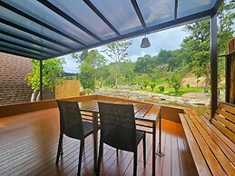 Pang fan Rock & River Resort