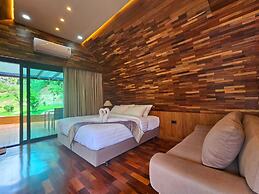 Pang fan Rock & River Resort