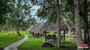 Pang fan Rock & River Resort