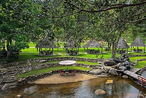 Pang fan Rock & River Resort