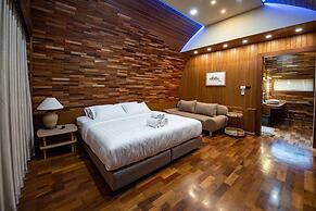 Pang fan Rock & River Resort