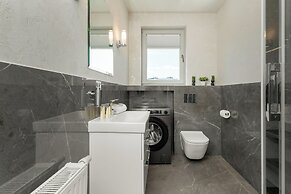Luxury Gdansk Apartment by Renters