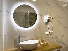 ISOLA 1.6.3 Guest House