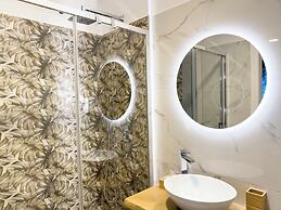 ISOLA 1.6.3 Guest House