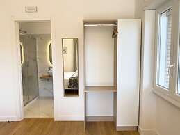 ISOLA 1.6.3 Guest House