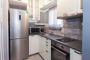 Fresh 1 Bd Apt w Balcony in Kato Patisia