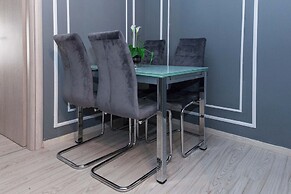 Fresh 1 Bd Apt w Balcony in Kato Patisia