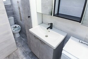 Fresh 1 Bd Apt w Balcony in Kato Patisia