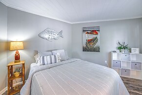 Dock & Deck at Kentucky Lake Family Retreat!