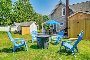 Pocasset Home w/ Kayaks & Bikes: Walk to 2 Beaches