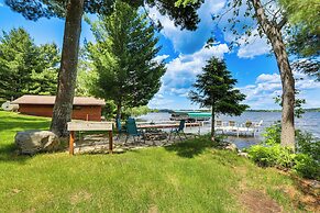 Lakefront Tower Home w/ Shared Dock!