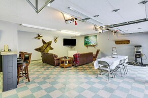 Lakefront Tower Home w/ Shared Dock!