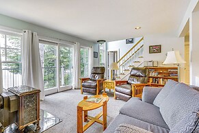 Lakefront New London Retreat w/ Dock & Hot Tub!