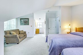 Lakefront New London Retreat w/ Dock & Hot Tub!