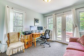 Lakefront New London Retreat w/ Dock & Hot Tub!
