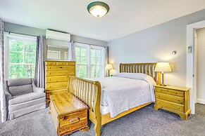 Lakefront New London Retreat w/ Dock & Hot Tub!