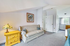 Lakefront New London Retreat w/ Dock & Hot Tub!