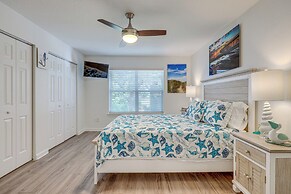 Fernandina Beach Townhome w/ Patio: Walk to Beach!