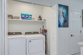 Fernandina Beach Townhome w/ Patio: Walk to Beach!