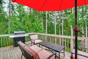 Lakefront Home by Gig Harbor: Quiet Family Retreat