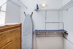 Duluth Lake House - Walk to Beach & Boat Ramp!