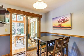 Duluth Lake House - Walk to Beach & Boat Ramp!