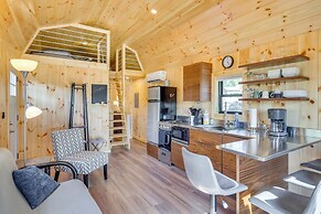 Deck & Grill: Lake of the Ozarks Cabin in Warsaw