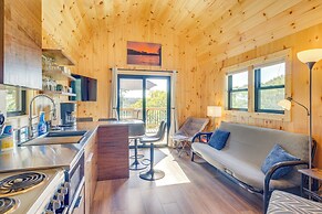 Deck & Grill: Lake of the Ozarks Cabin in Warsaw