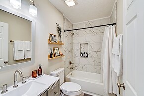 Private Hot Tub & Cold Plunge: Fayetteville Gem!