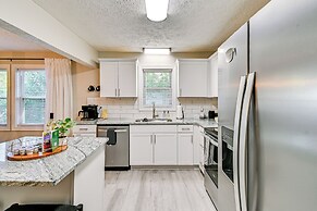 Private Hot Tub & Cold Plunge: Fayetteville Gem!