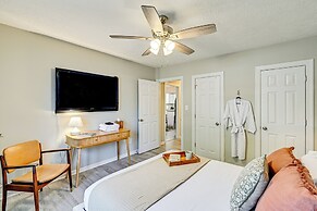 Private Hot Tub & Cold Plunge: Fayetteville Gem!
