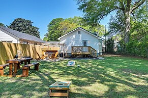 Private Hot Tub & Cold Plunge: Fayetteville Gem!