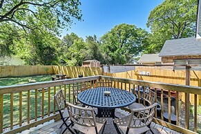 Private Hot Tub & Cold Plunge: Fayetteville Gem!