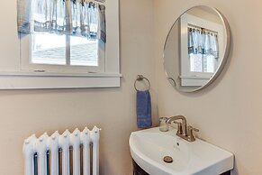 Walkable Zelienople Home w/ Patio & Grill!