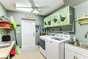 Boathouse & Dock: Riverfront Dunnellon Getaway!