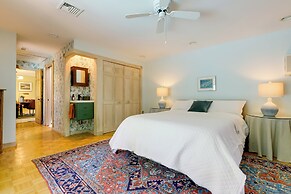 Beautiful & Historic Cottage, Steps to Elm Park