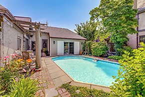 Shared Hot Tub: Historic Cottage, Walk to Elm Park
