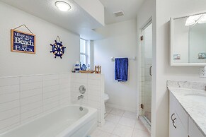 North Port Home w/ Lanai & Pool - 8 Mi to Beach!